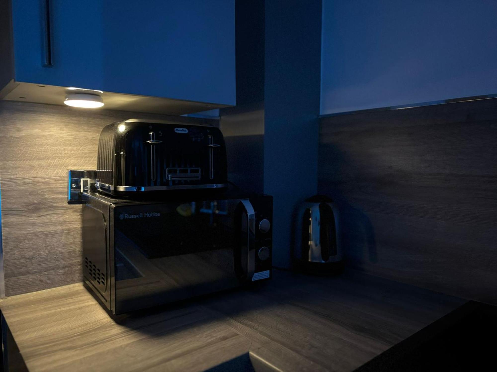 24-7 Secured City Centre Apartments With Free Underground Parking And Wifi バーミンガム エクステリア 写真