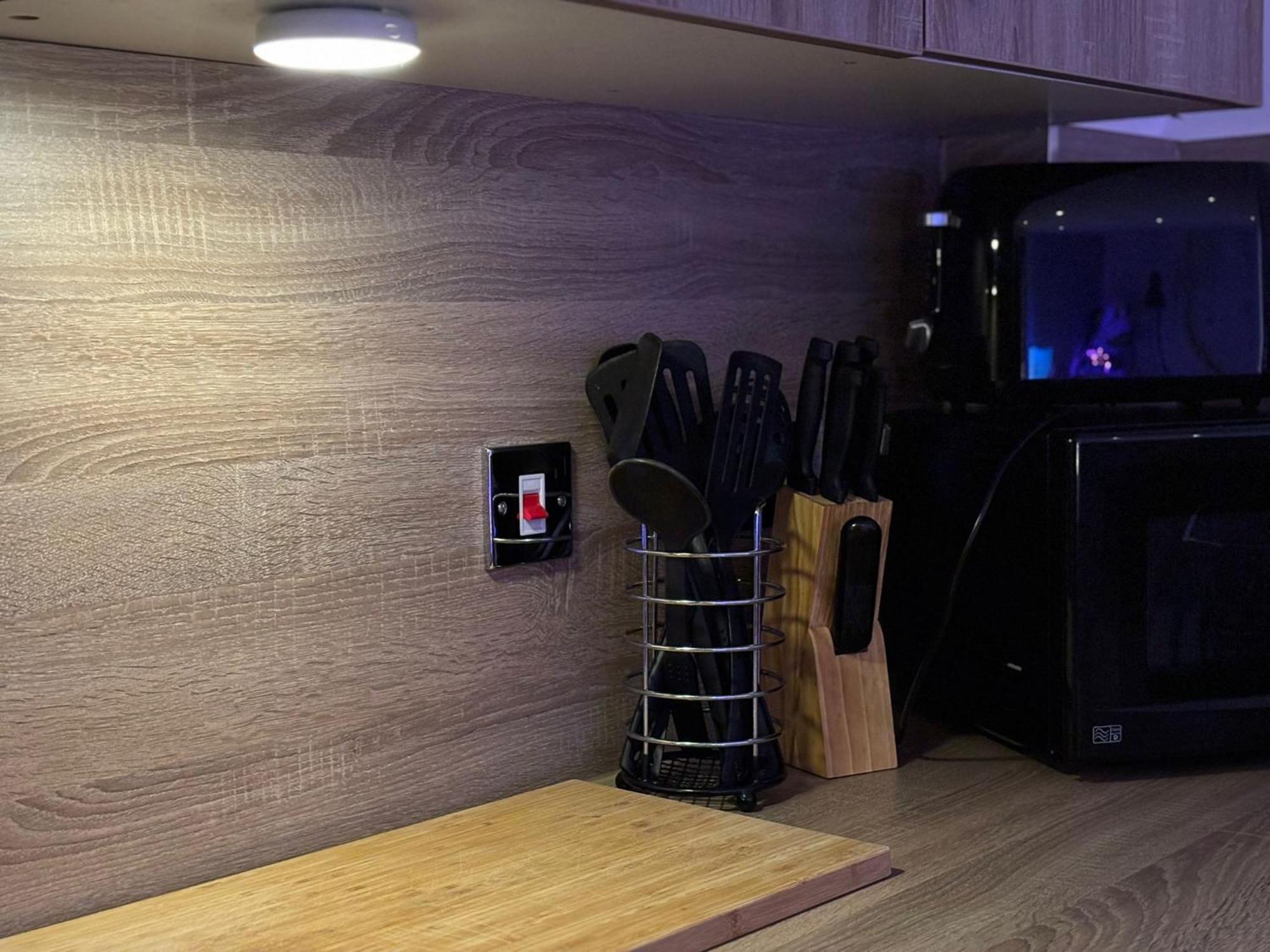 24-7 Secured City Centre Apartments With Free Underground Parking And Wifi バーミンガム エクステリア 写真