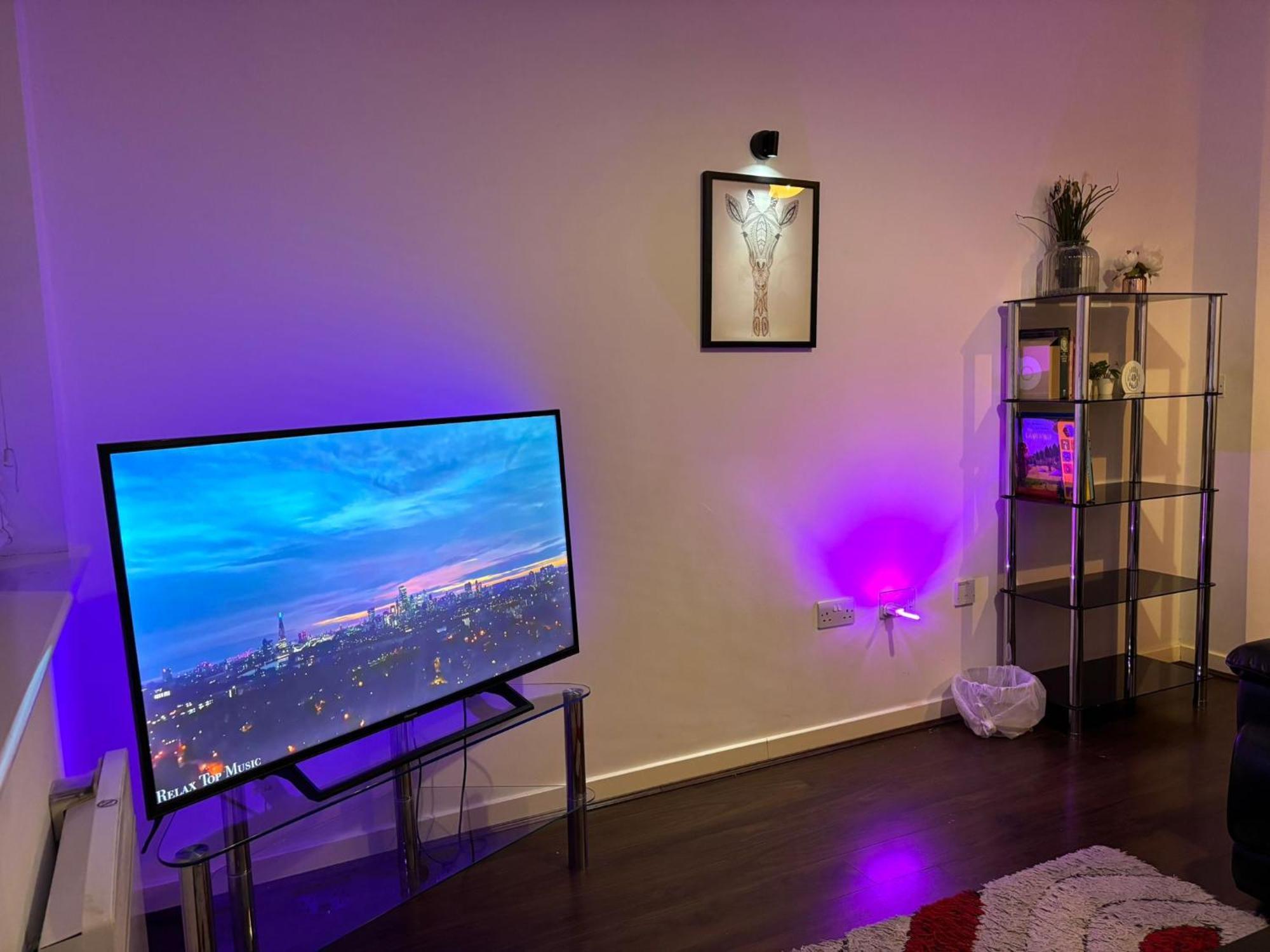 24-7 Secured City Centre Apartments With Free Underground Parking And Wifi バーミンガム エクステリア 写真