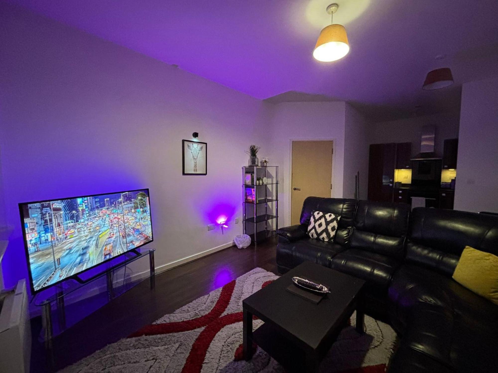 24-7 Secured City Centre Apartments With Free Underground Parking And Wifi バーミンガム エクステリア 写真