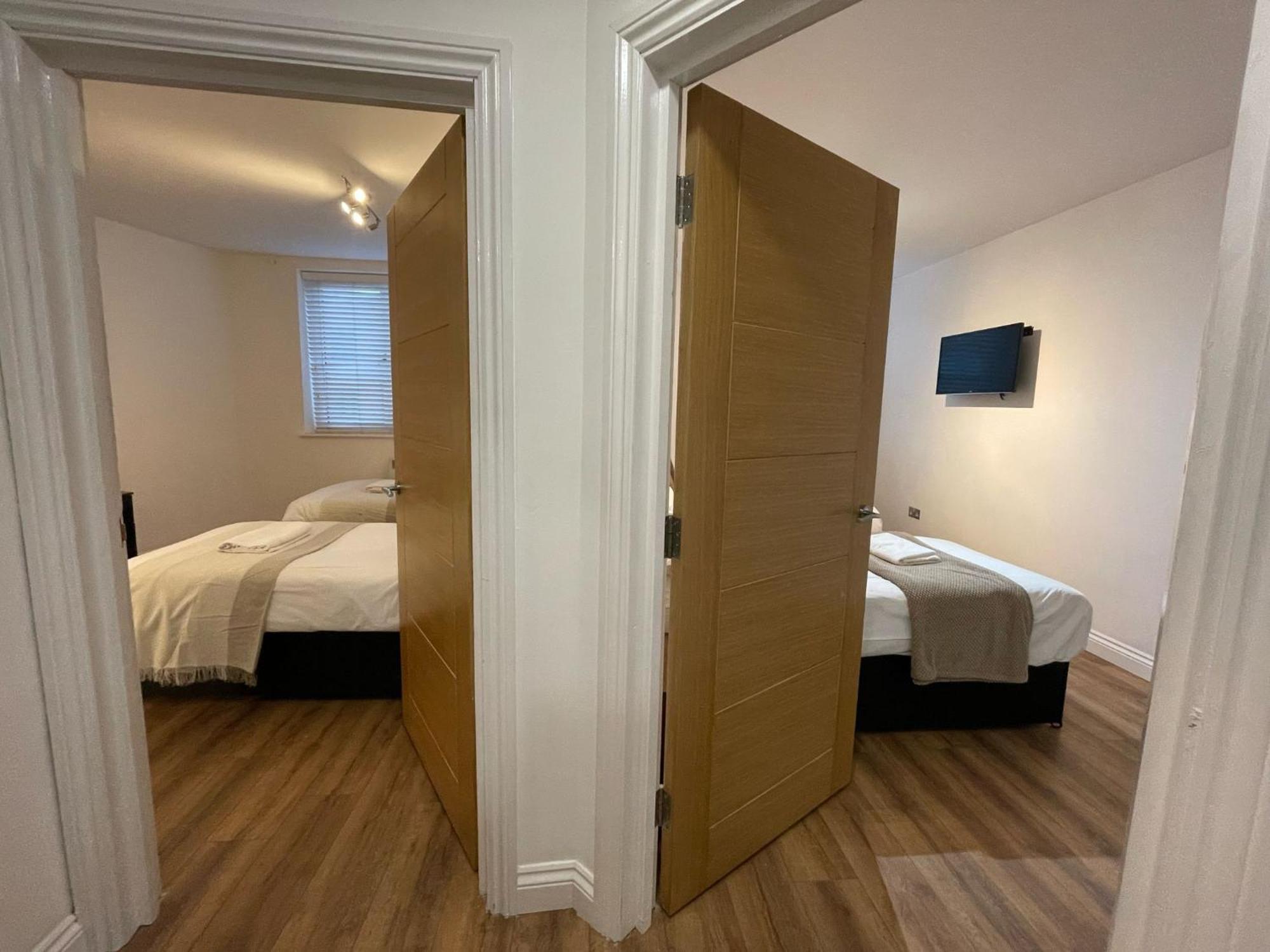 24-7 Secured City Centre Apartments With Free Underground Parking And Wifi バーミンガム エクステリア 写真