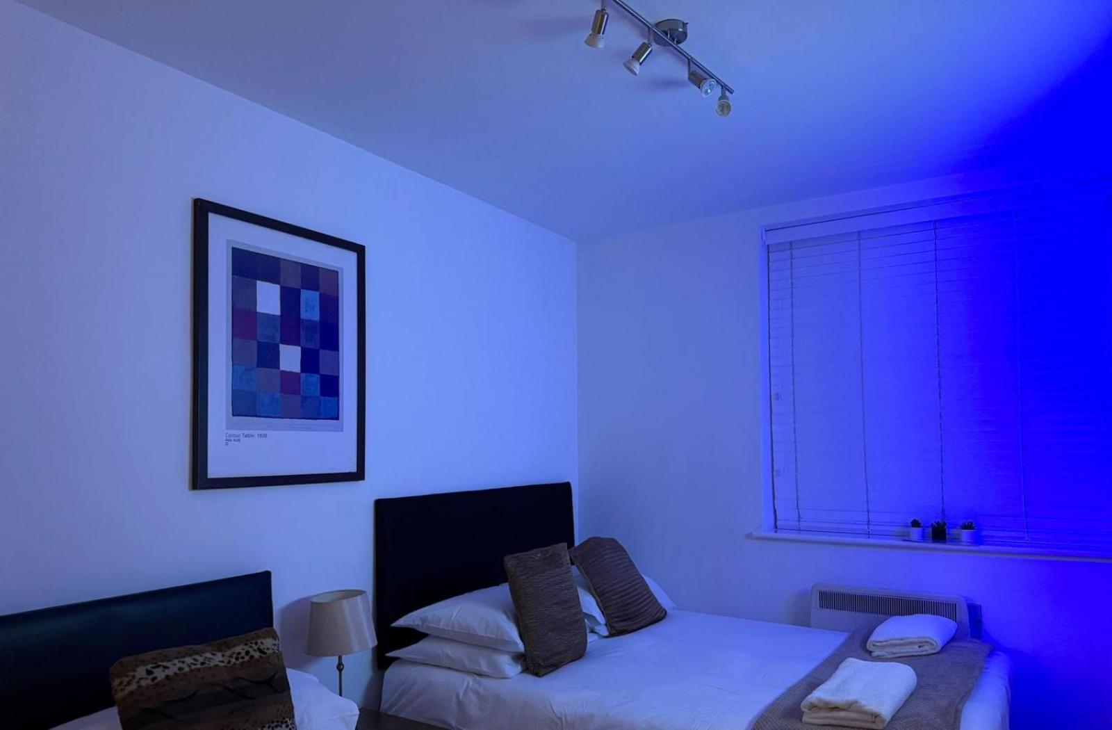 24-7 Secured City Centre Apartments With Free Underground Parking And Wifi バーミンガム エクステリア 写真