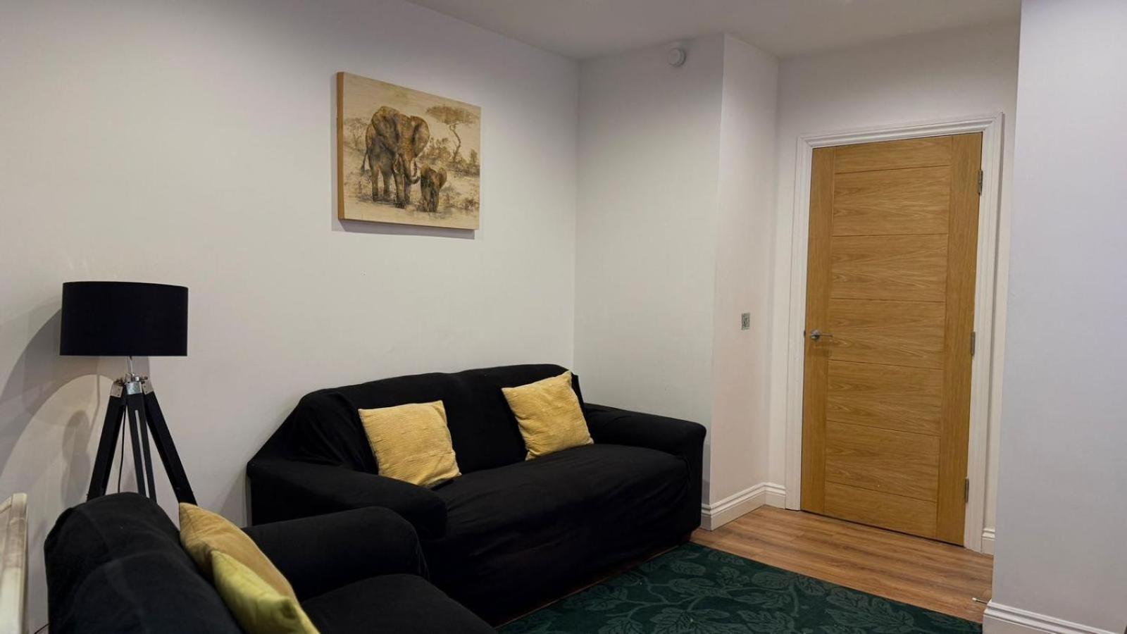 24-7 Secured City Centre Apartments With Free Underground Parking And Wifi バーミンガム エクステリア 写真
