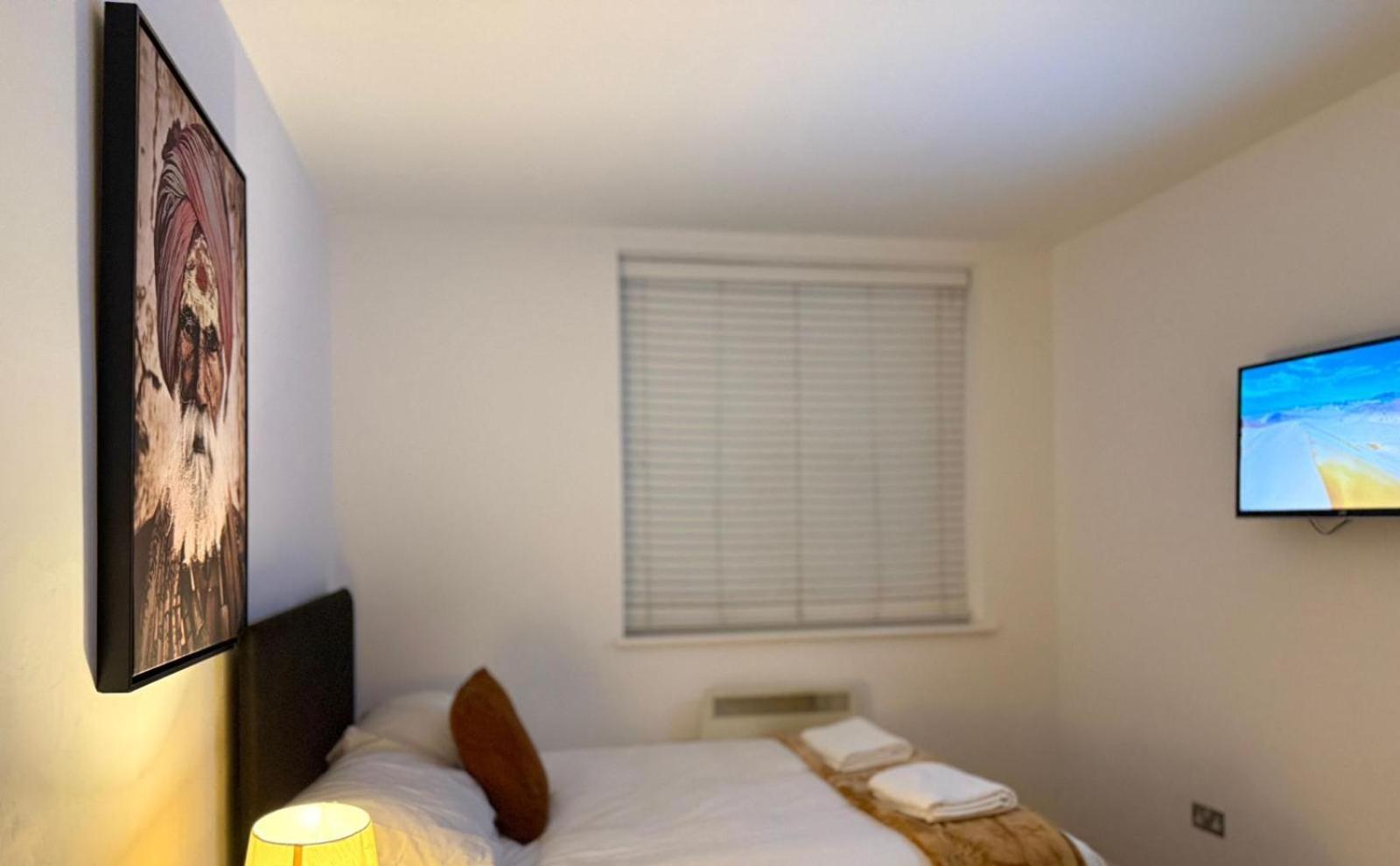 24-7 Secured City Centre Apartments With Free Underground Parking And Wifi バーミンガム エクステリア 写真